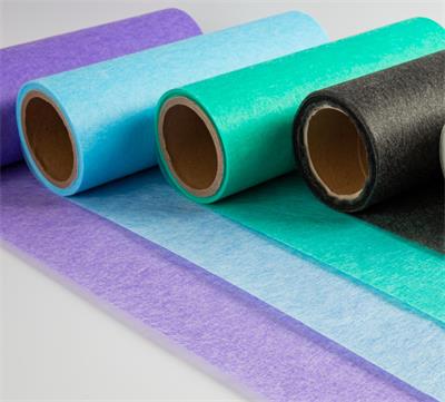 不織布と一般的な材料の間の複合材料